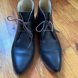 Nisolo Black Leather Ankle Boots